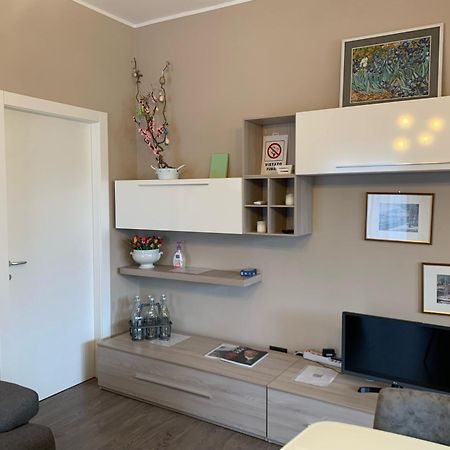 Appartamento Renzo, Dongo, Lago Di Como Exterior foto