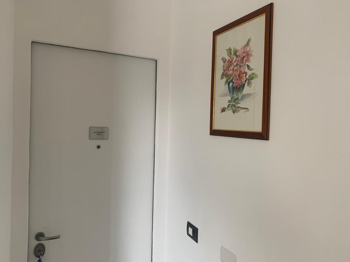 Appartamento Renzo, Dongo, Lago Di Como Exterior foto